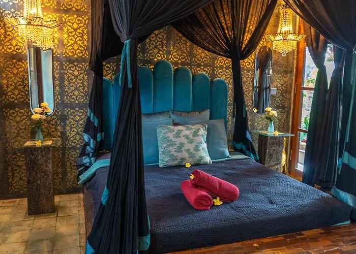 Firefly Eco Hotel