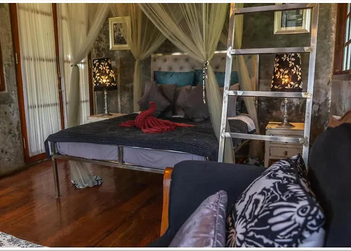 Firefly Eco Hotel 3*