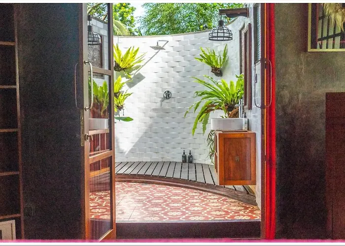 Firefly Eco Hotel
