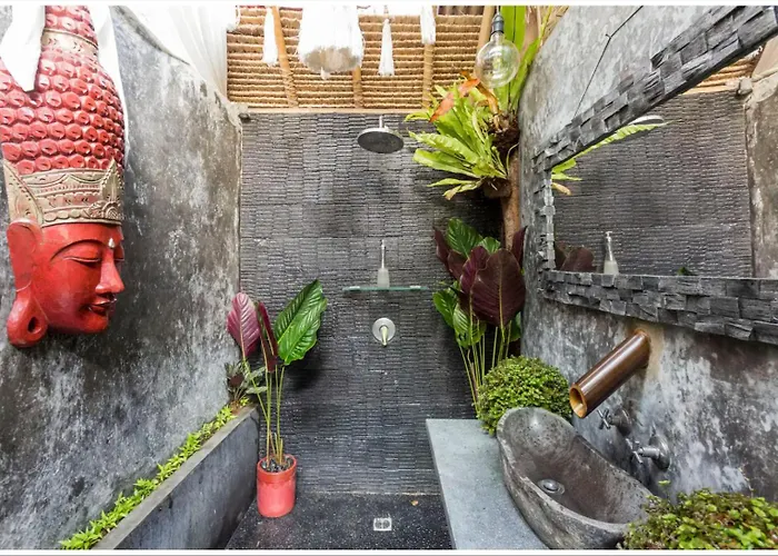 Firefly Eco Hotel 3*